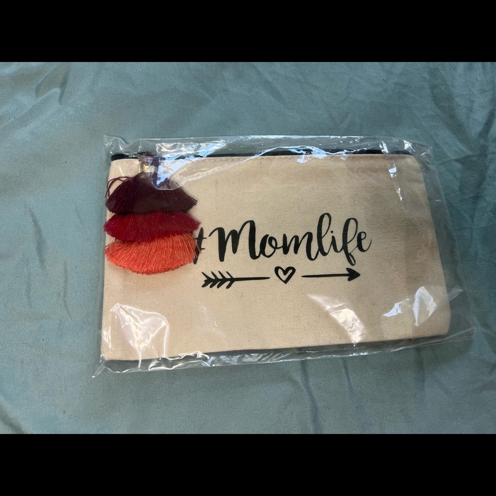 Pouch/zipper bag